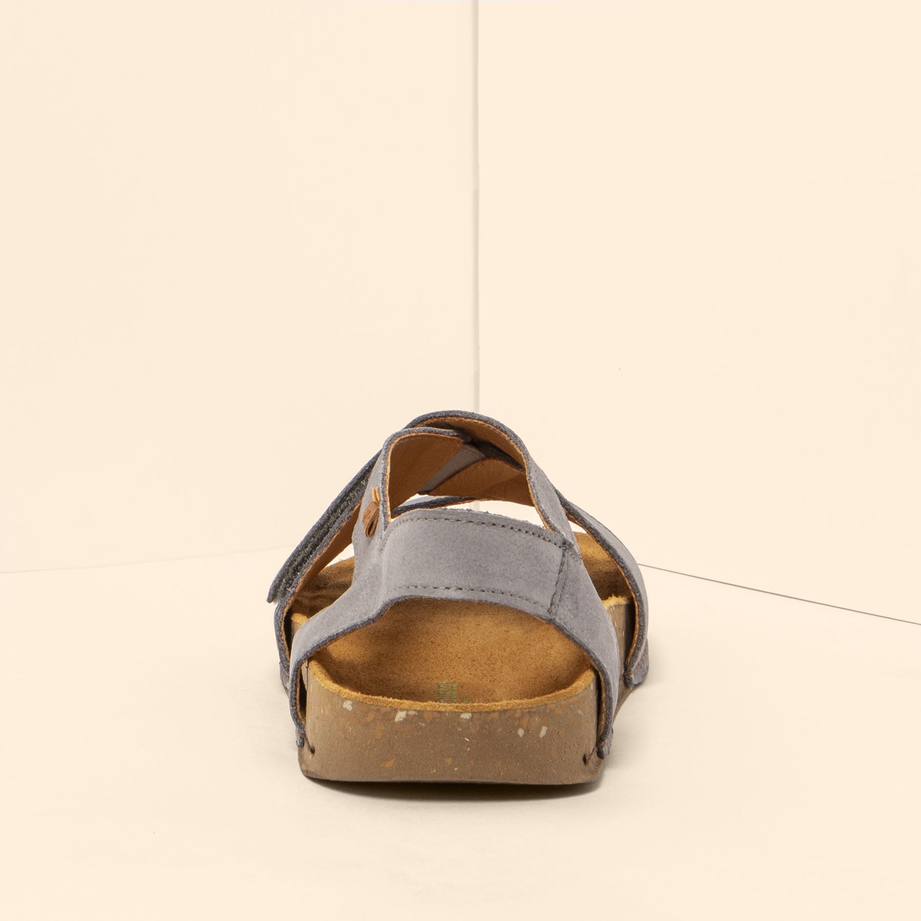 gid://shopify/Product/15700503691596_5
