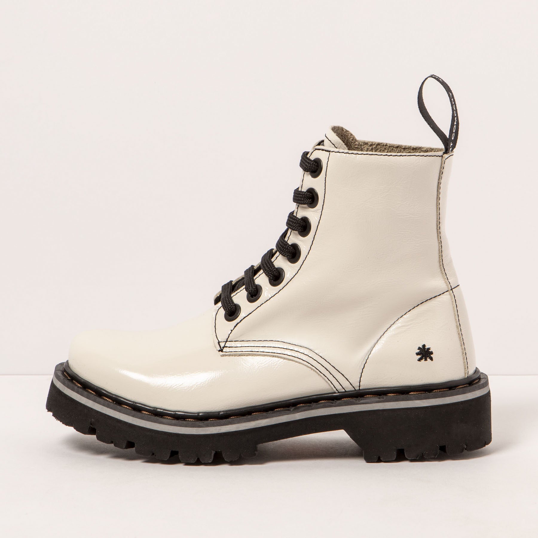 gid://shopify/Product/15785681355084_4