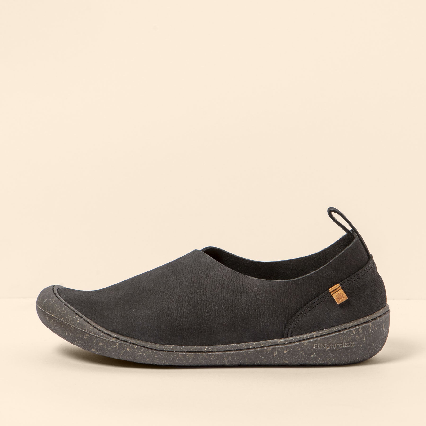 gid://shopify/Product/15700053098828_1