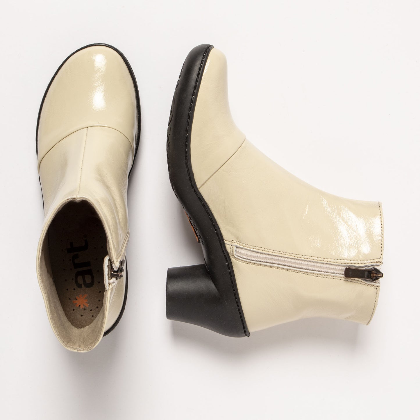 gid://shopify/Product/15785711567180_7
