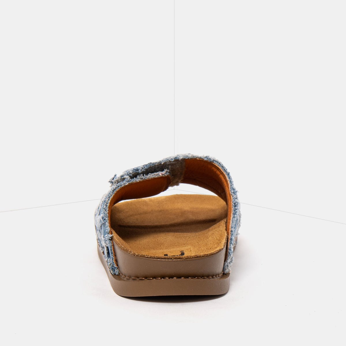 gid://shopify/Product/16173076152652_5