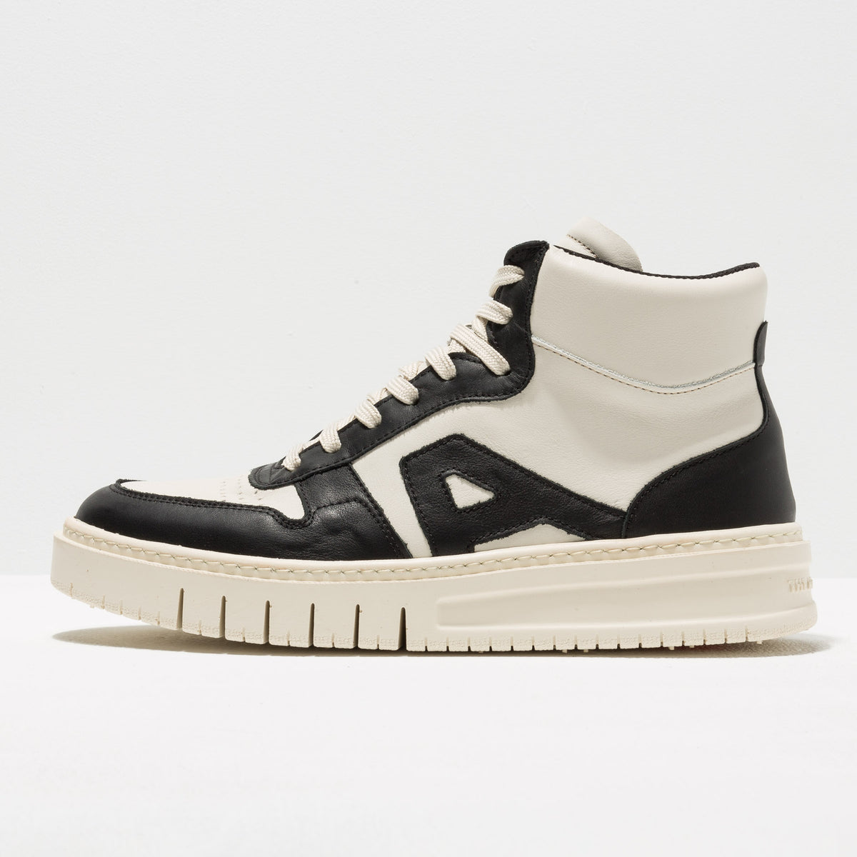 gid://shopify/Product/16171477107020_4
