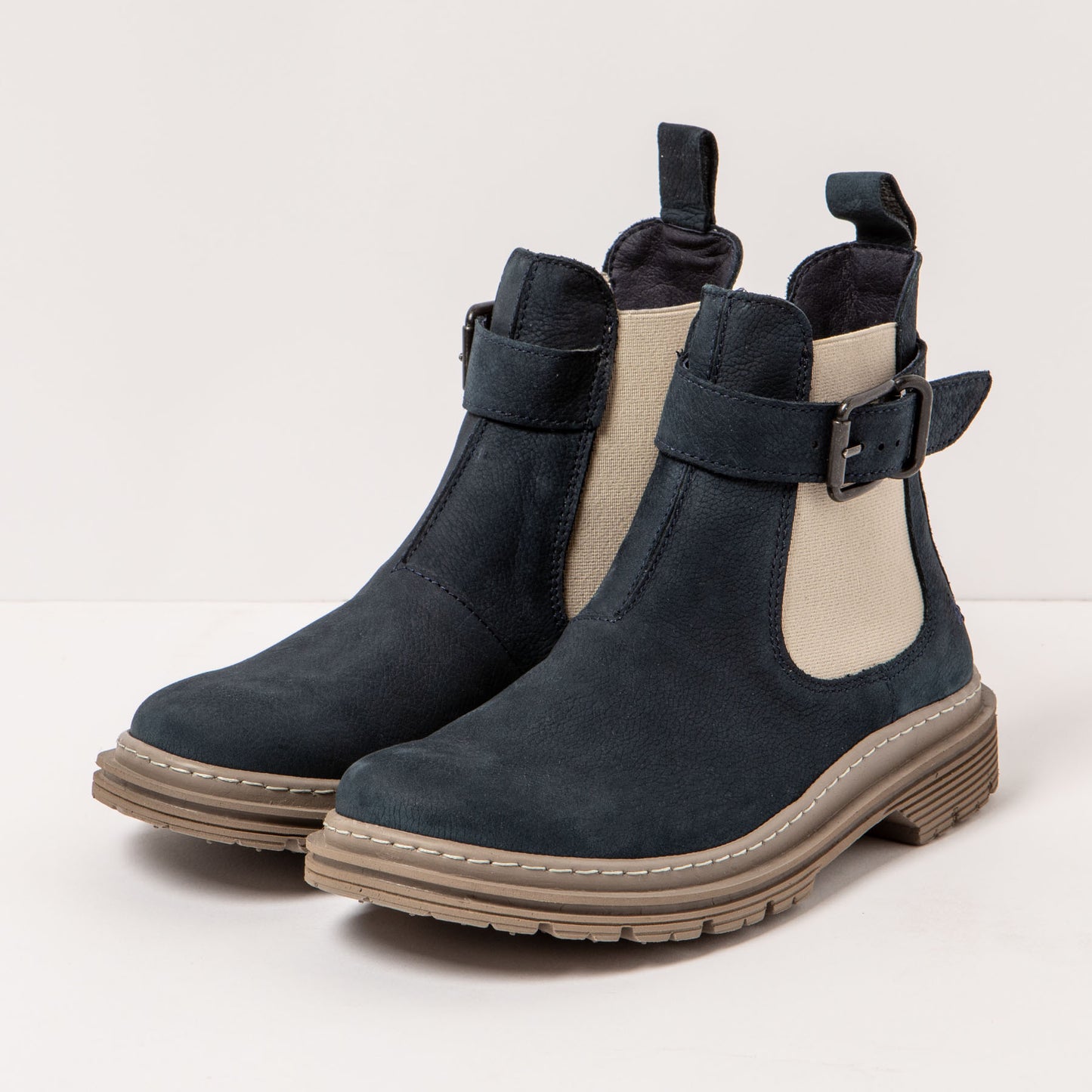 gid://shopify/Product/15694293565772_2