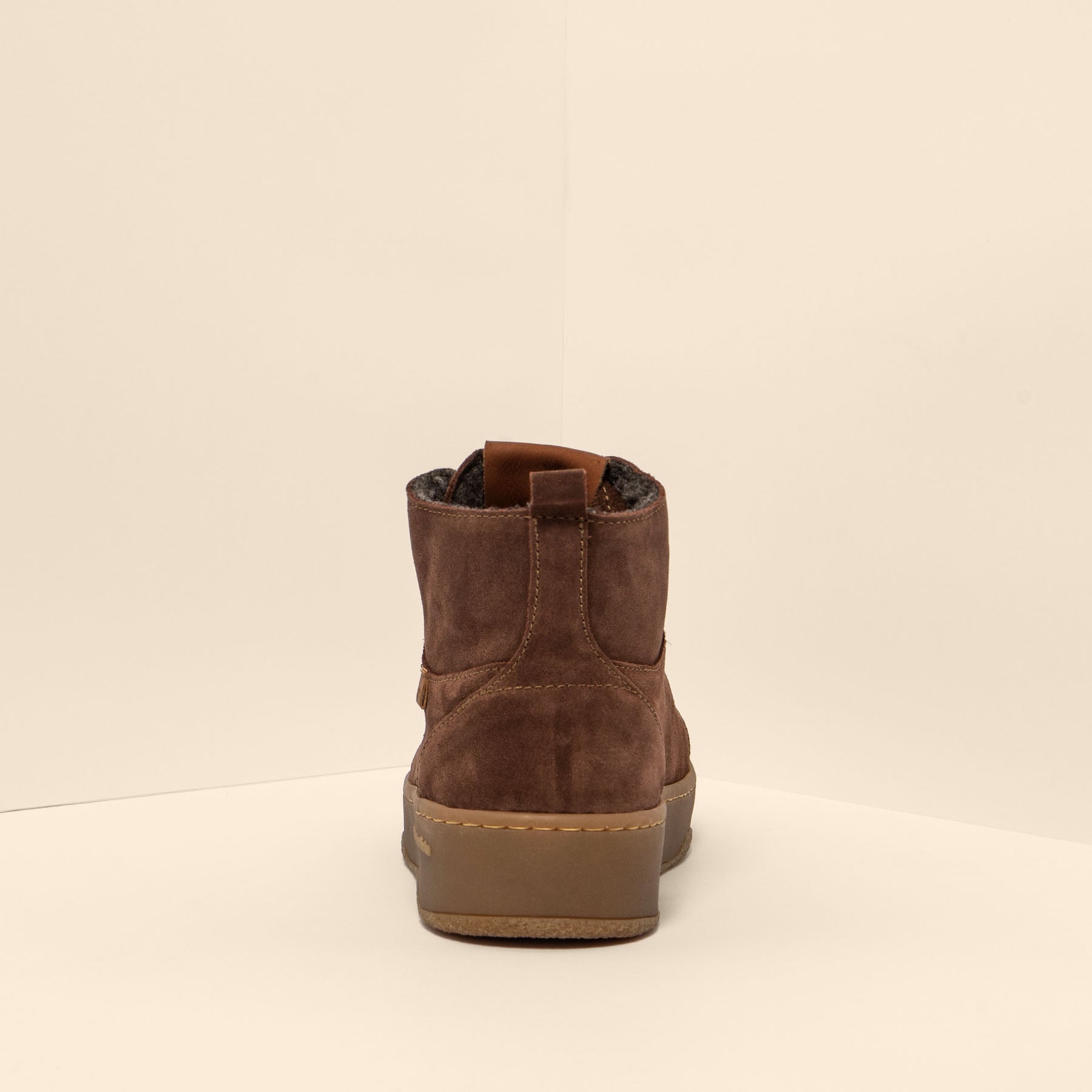 gid://shopify/Product/15700103135564_8