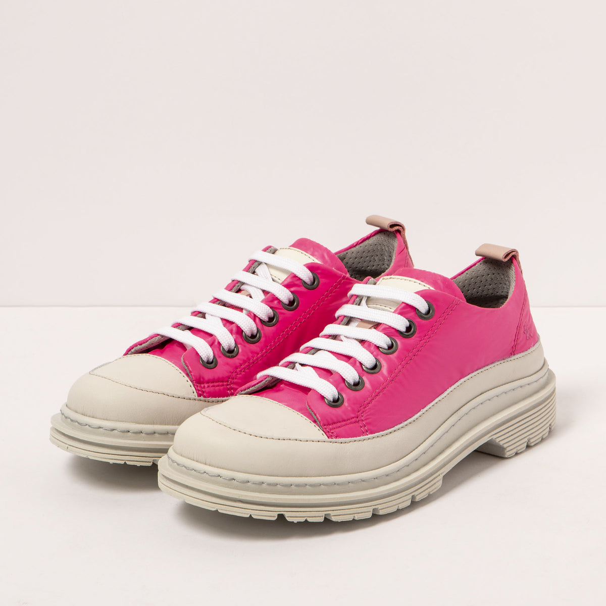 gid://shopify/Product/16172092588364_2