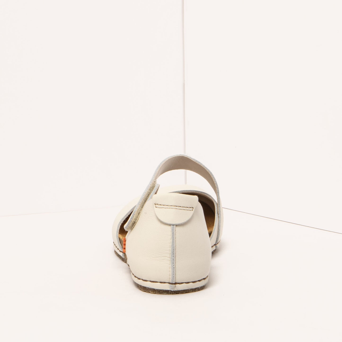 gid://shopify/Product/15785674211660_8