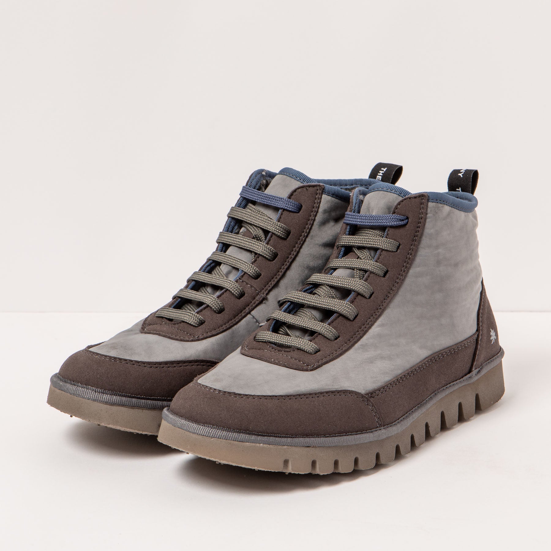 gid://shopify/Product/15694091354444_2