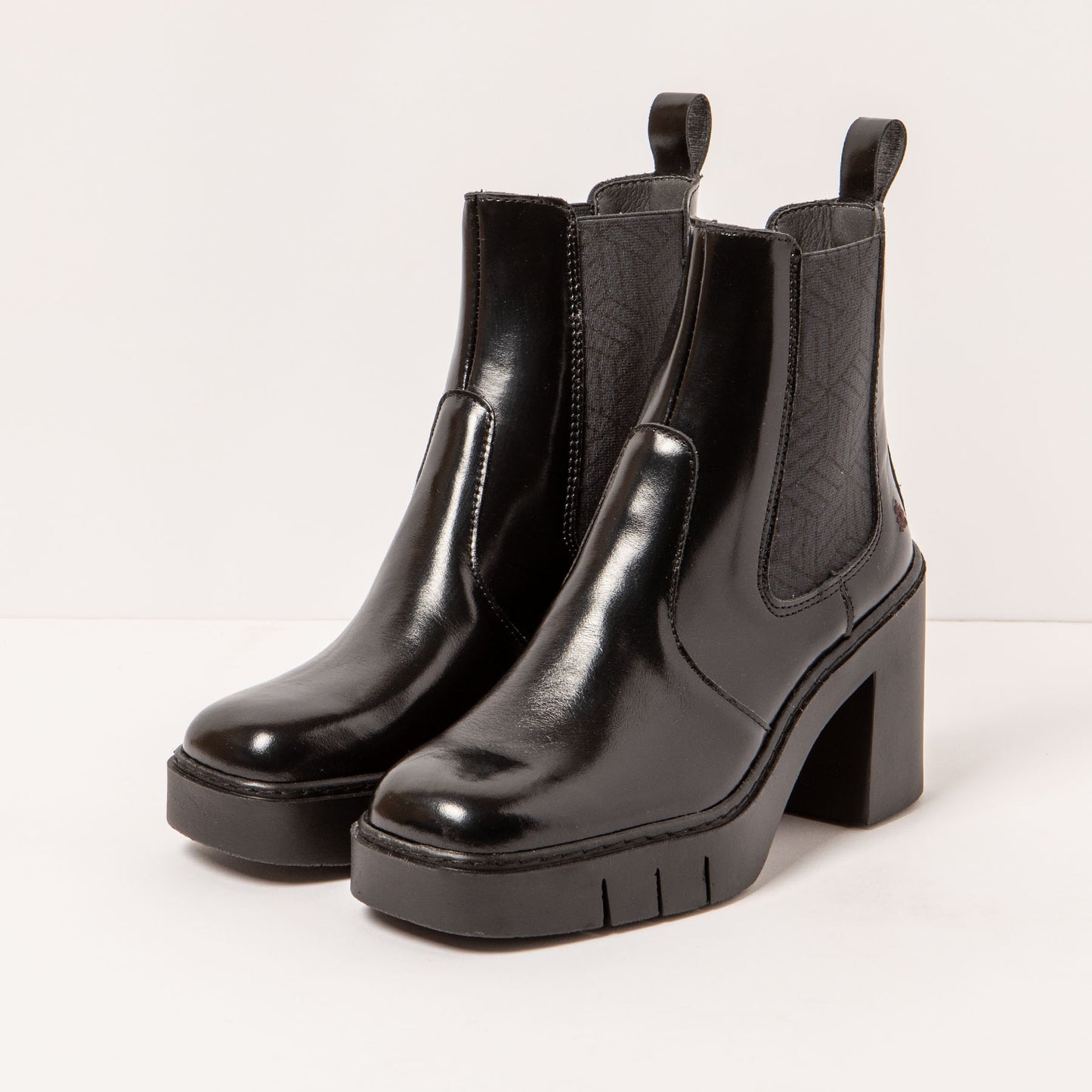 gid://shopify/Product/15694371455308_2