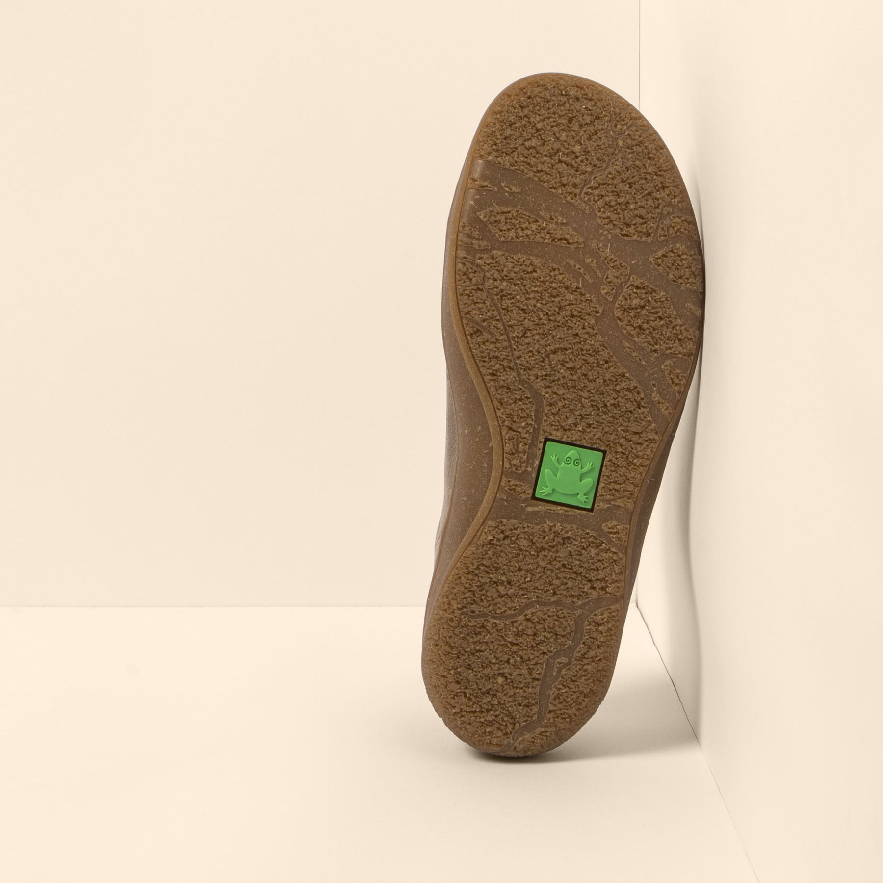 gid://shopify/Product/15699963969868_3