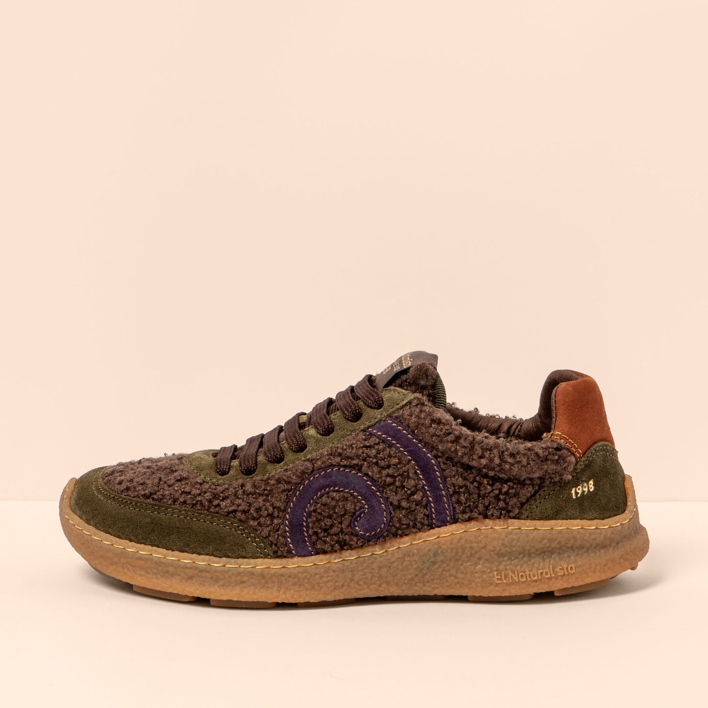 gid://shopify/Product/15700778320204_1