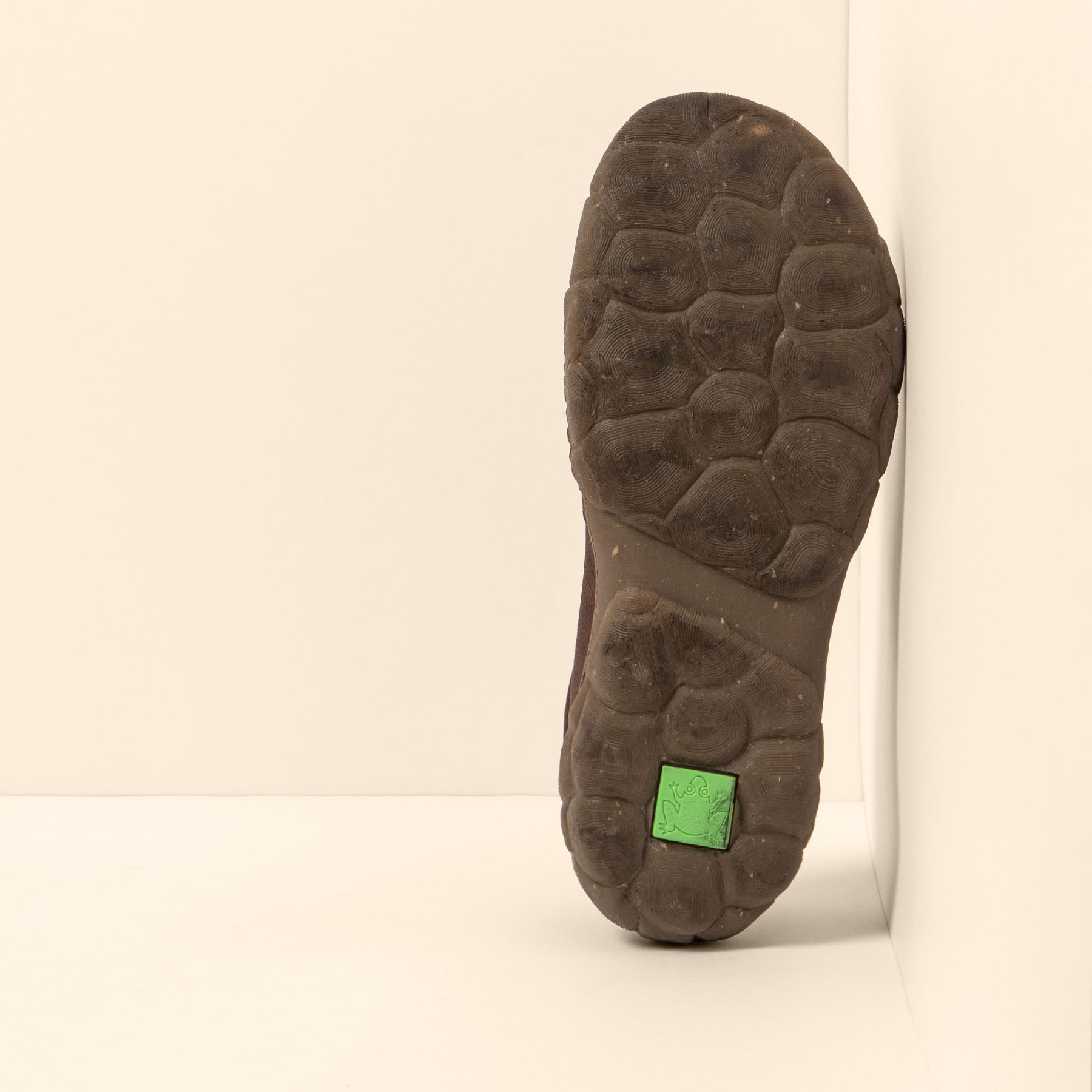 gid://shopify/Product/15700015153484_3