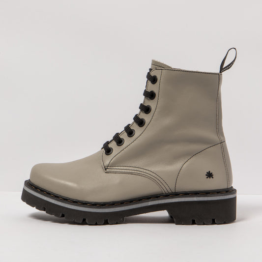 gid://shopify/Product/15785679061324_1