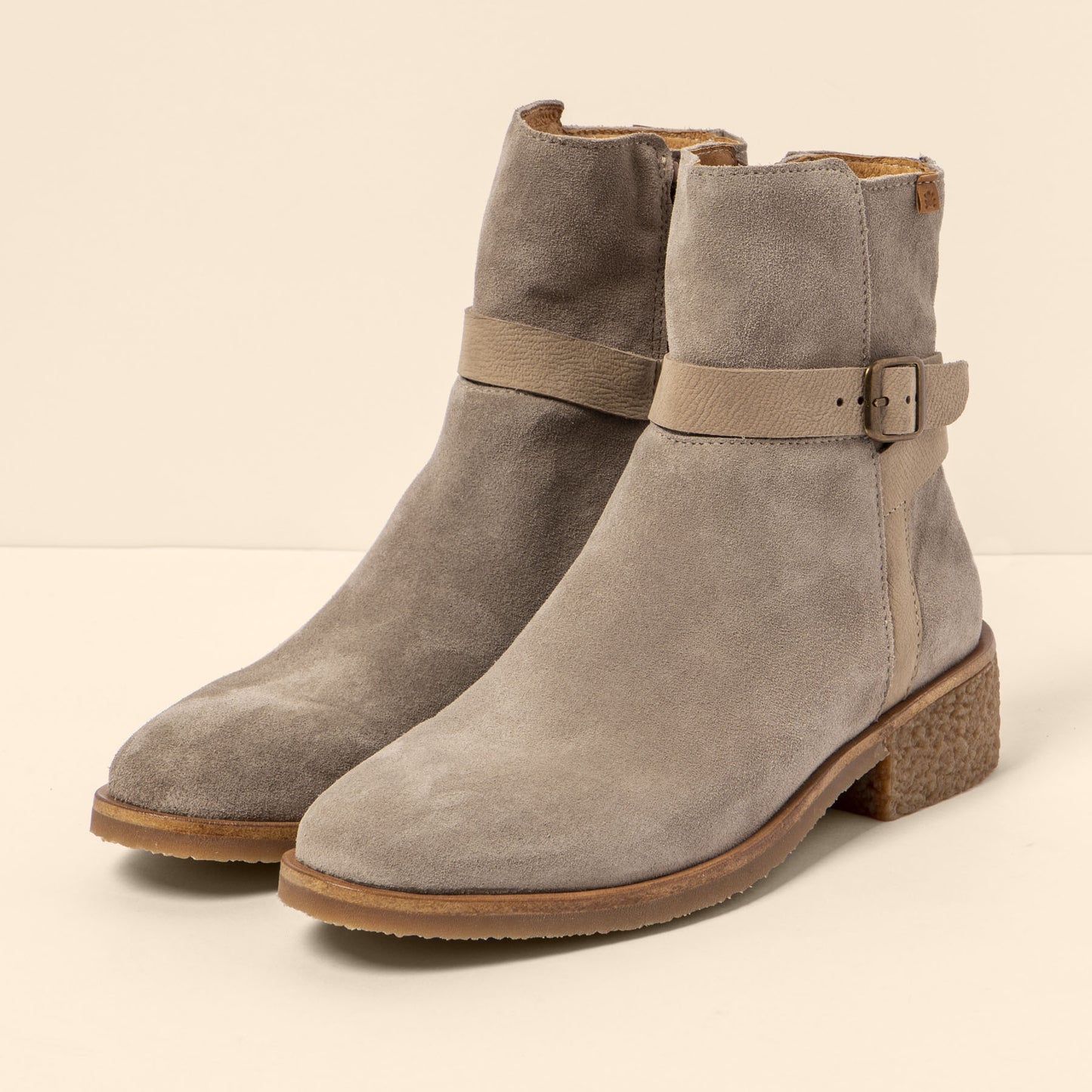 gid://shopify/Product/15791656796492_2