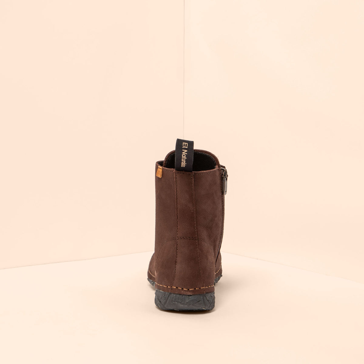 gid://shopify/Product/16124589801804_5