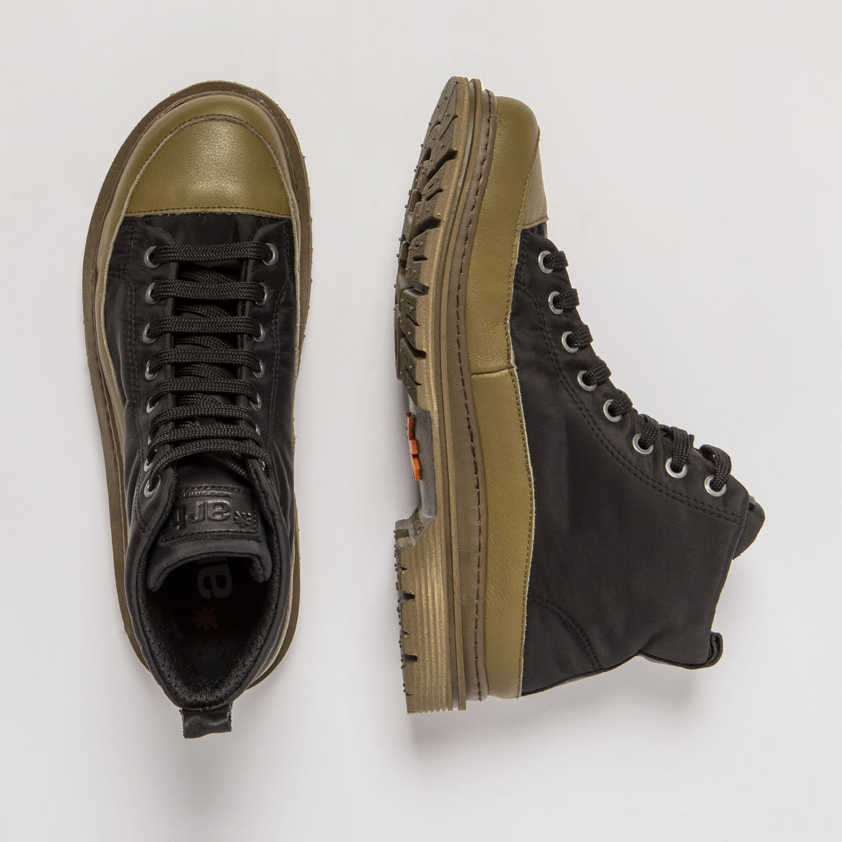 gid://shopify/Product/16171582882124_7