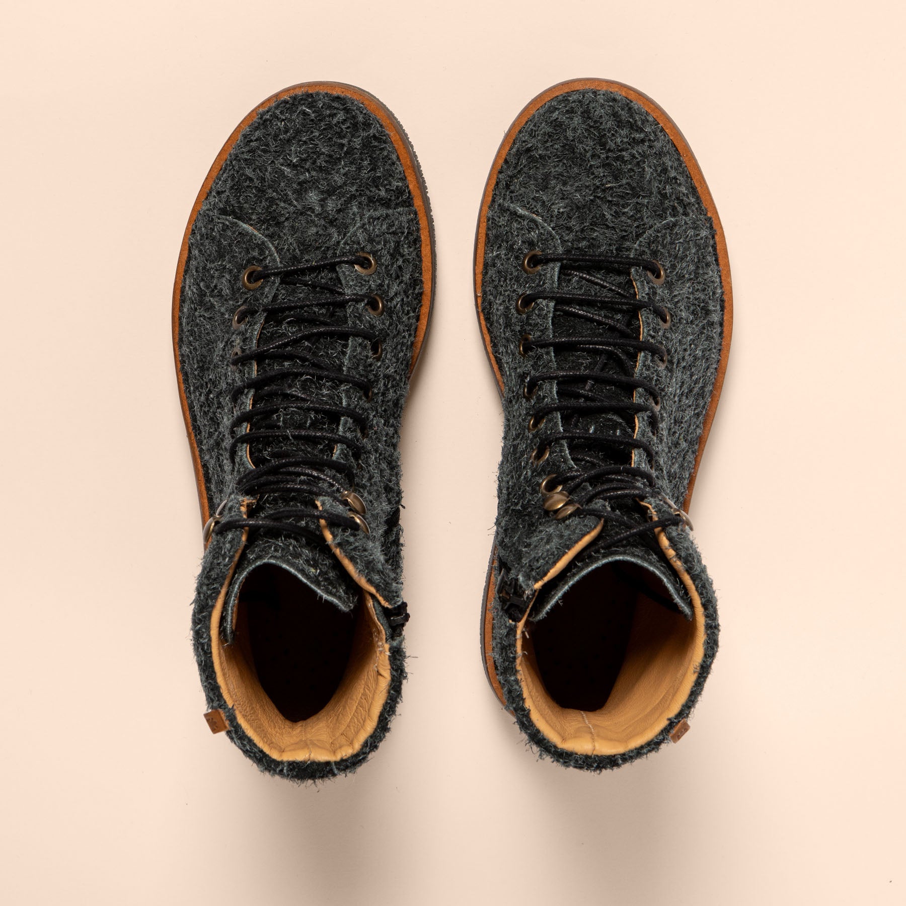 gid://shopify/Product/15700817543500_4