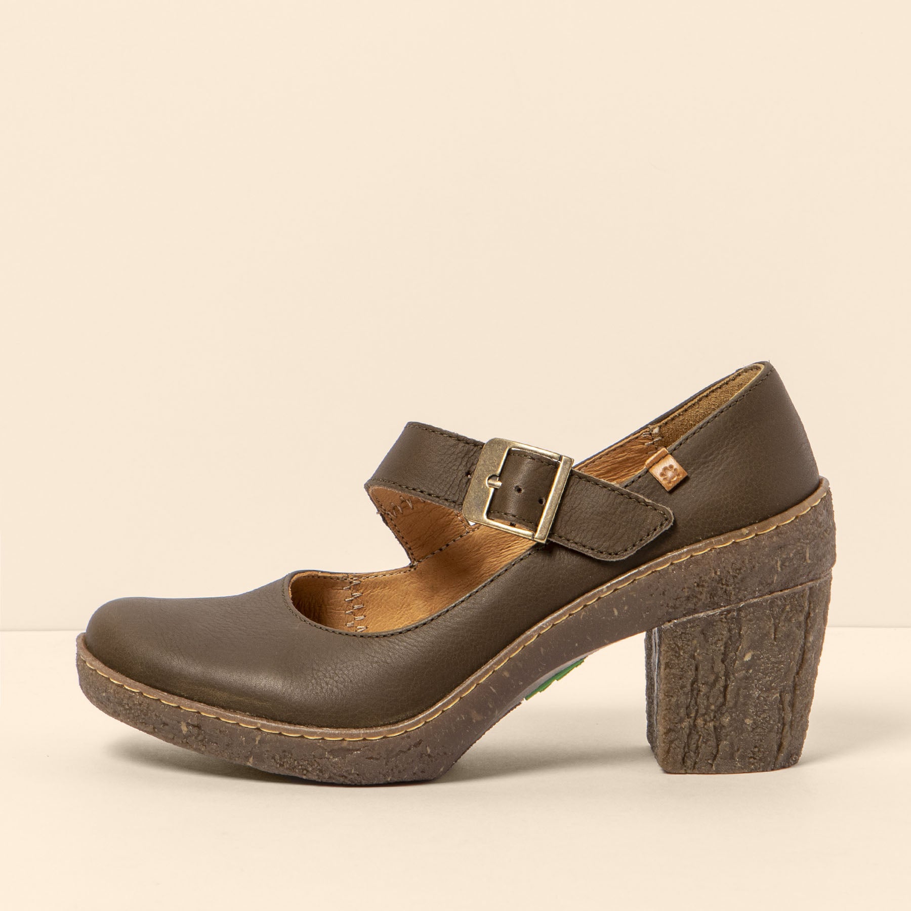 gid://shopify/Product/15699969573196_4