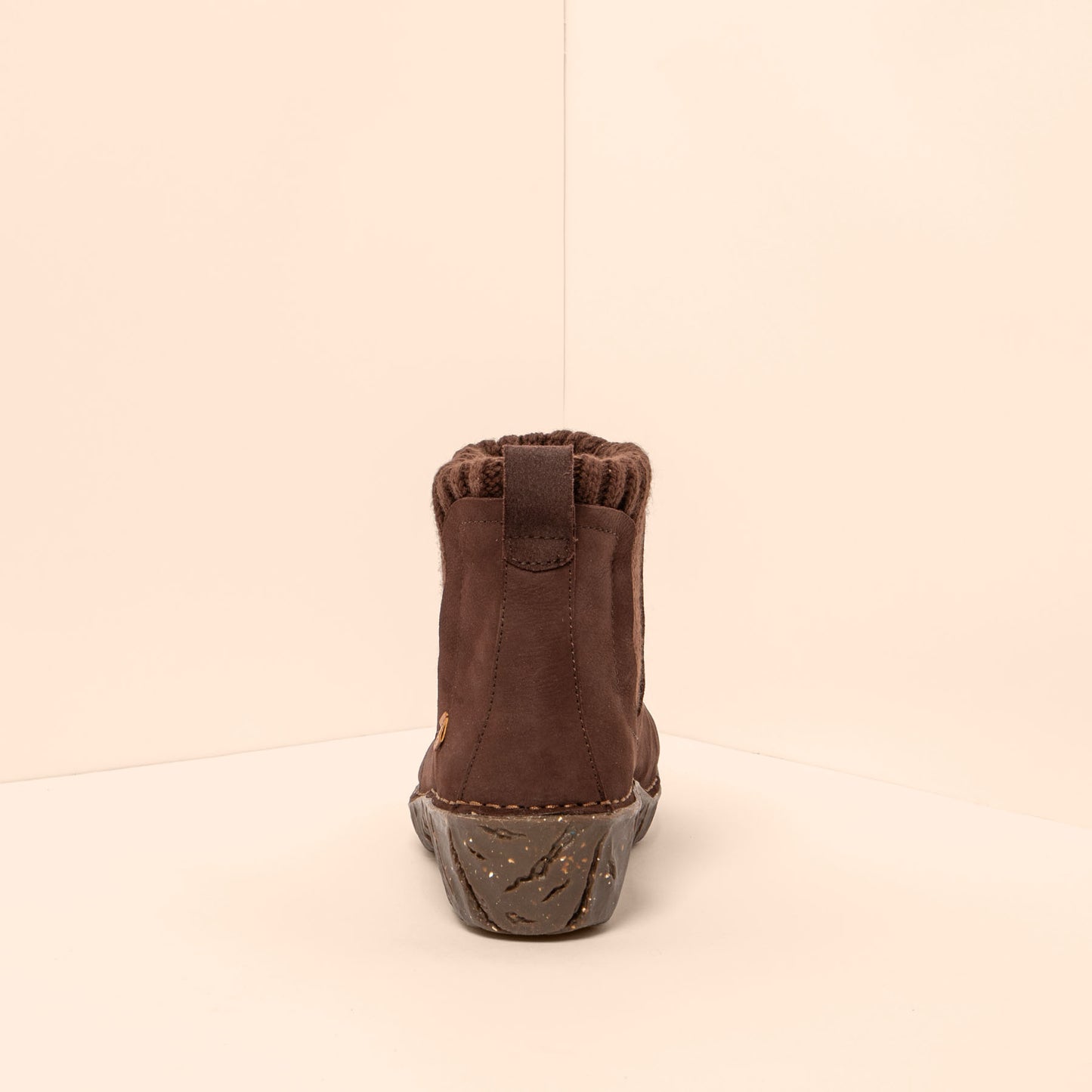 gid://shopify/Product/15700917977420_5