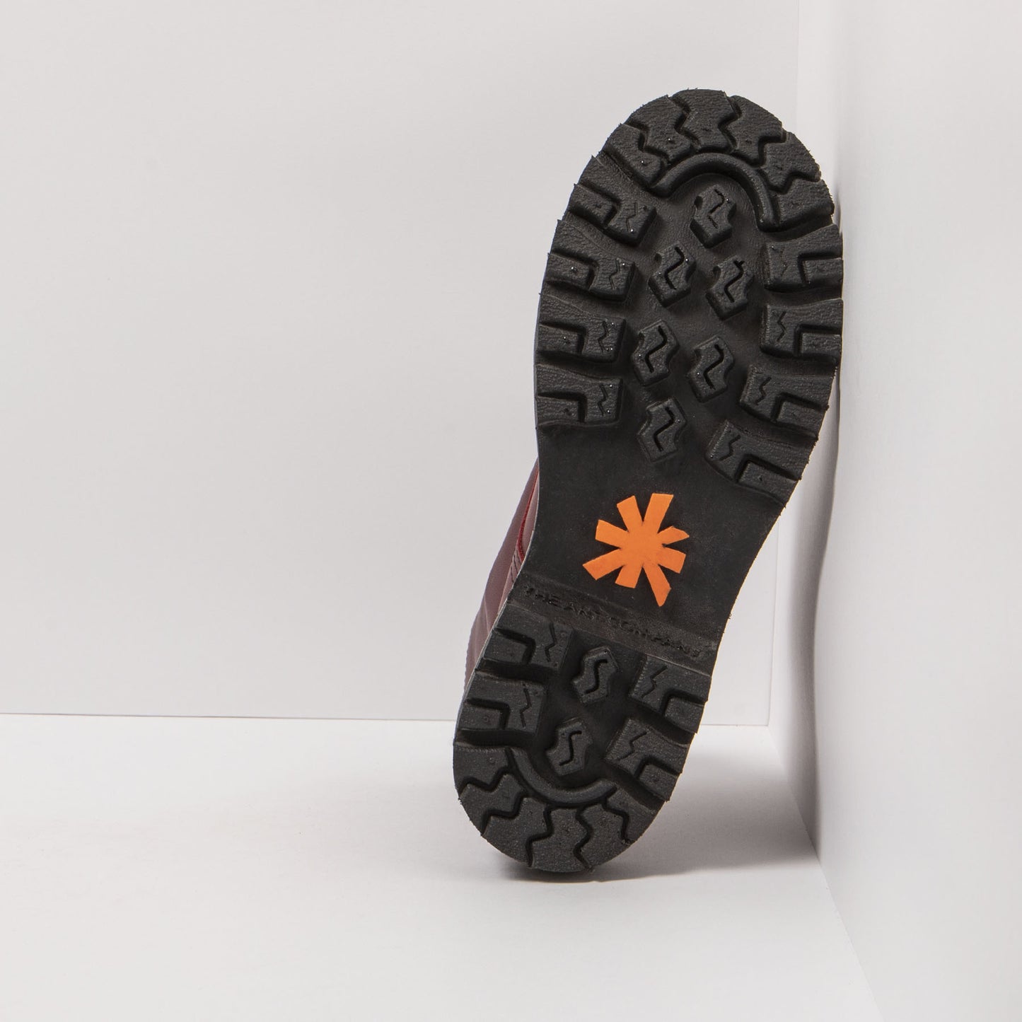 gid://shopify/Product/15785678537036_6
