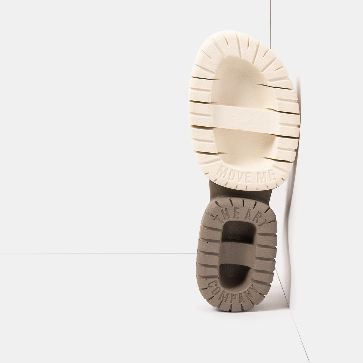 gid://shopify/Product/16172985549132_3