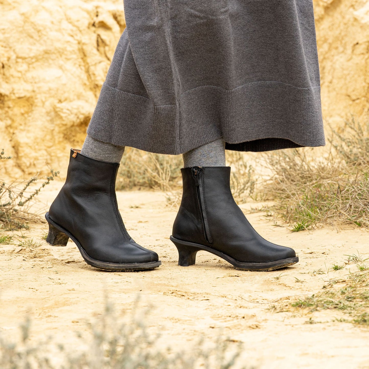 gid://shopify/Product/15700212187468_6