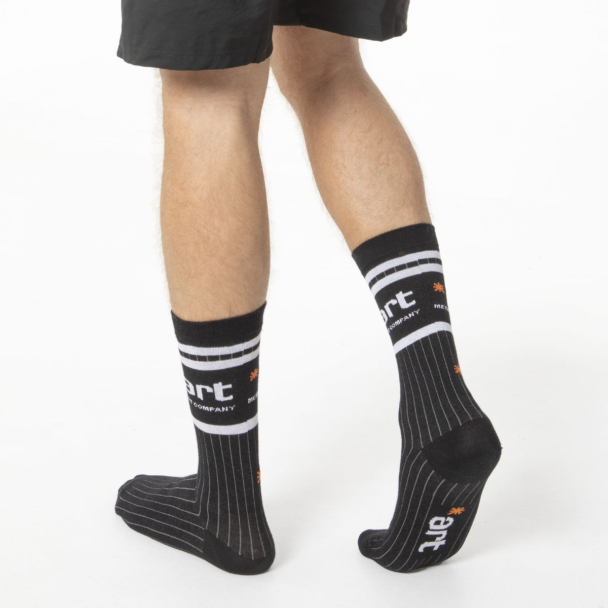 gid://shopify/Product/16171897422156_6