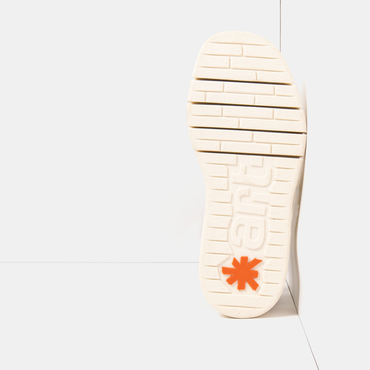 gid://shopify/Product/16172972900684_3