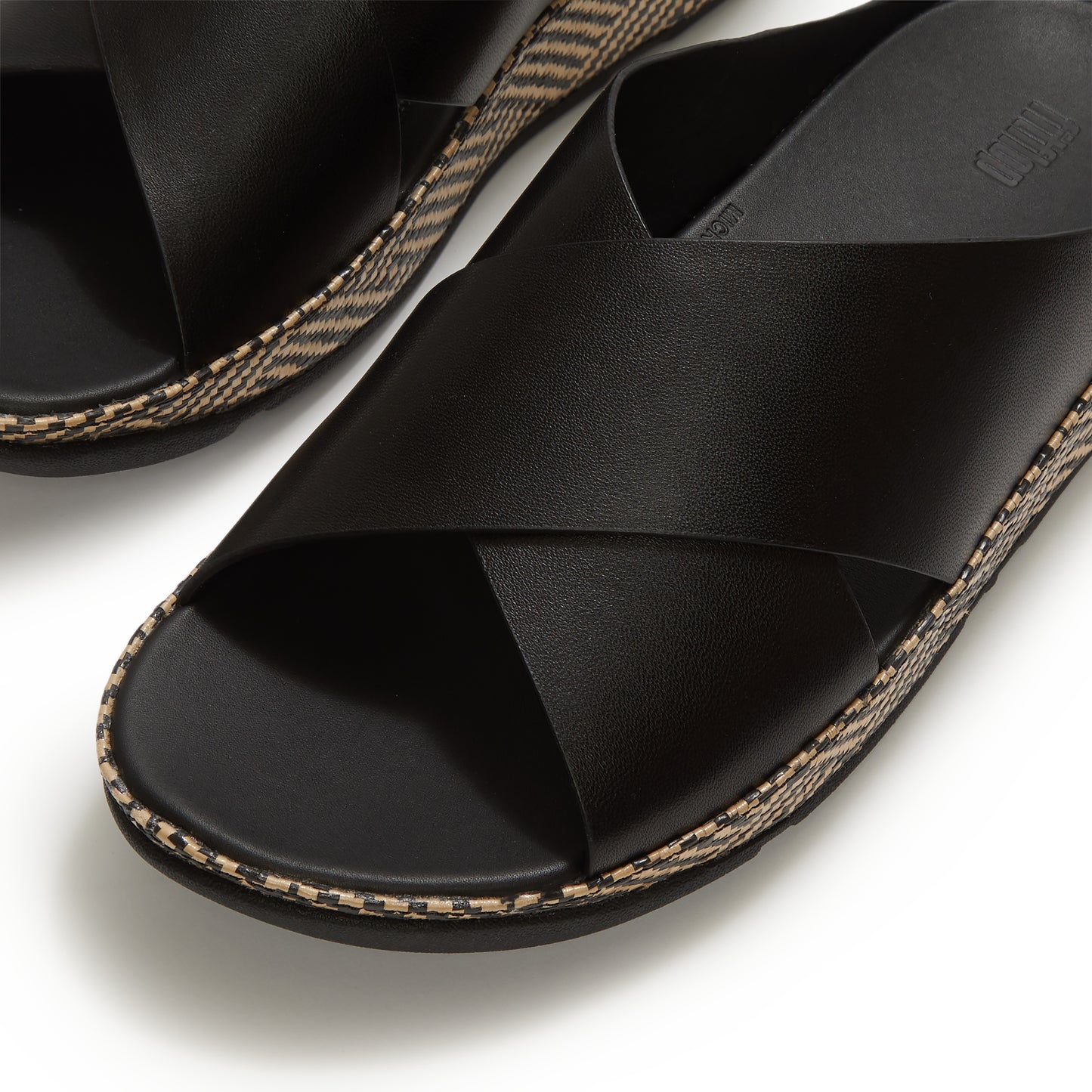 gid://shopify/Product/15939499491660_4
