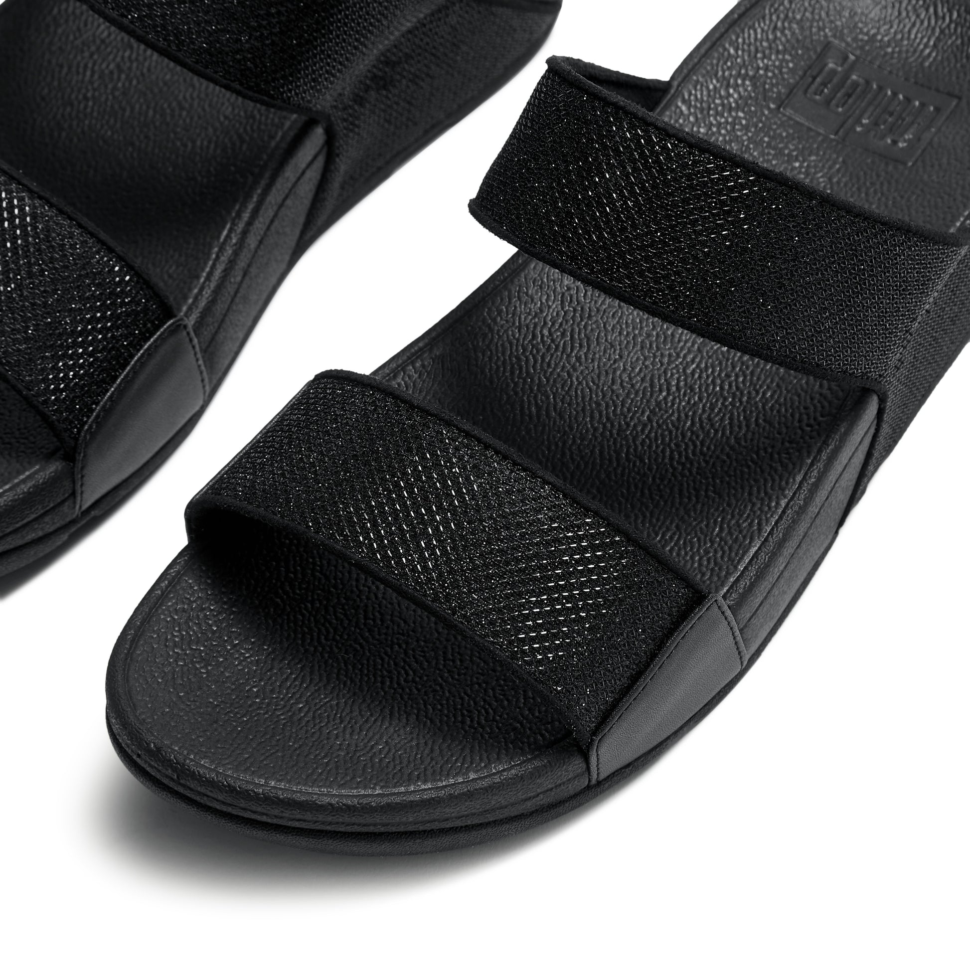 gid://shopify/Product/15939504210252_4