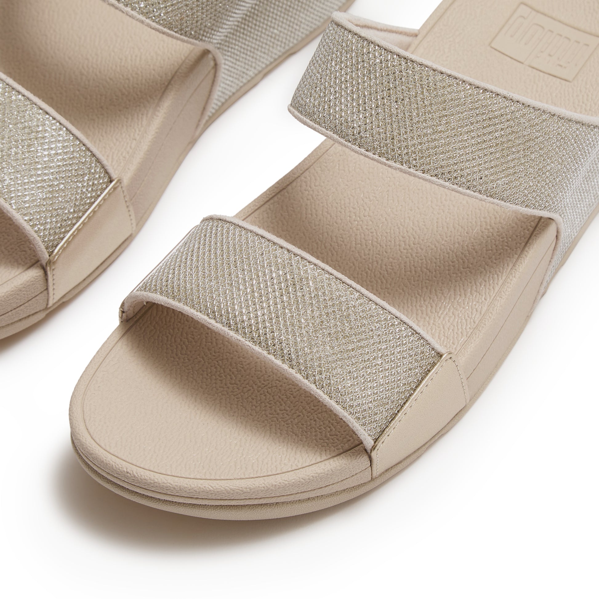 gid://shopify/Product/15939505717580_4