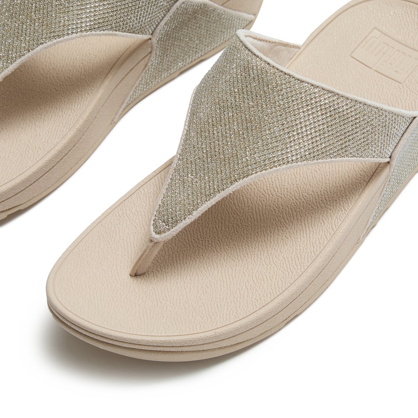 gid://shopify/Product/15939509420364_4