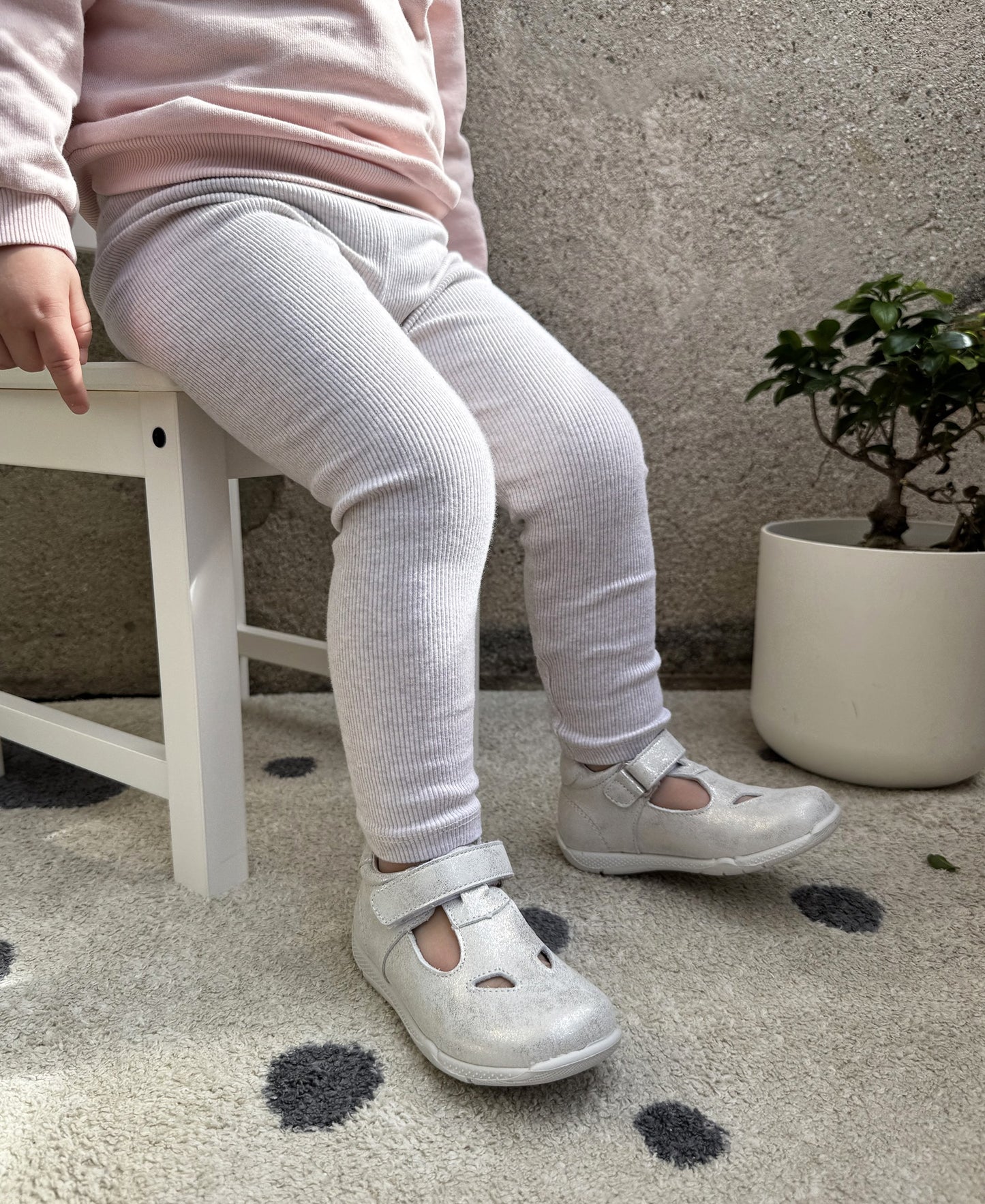 gid://shopify/Product/15740208578892_3
