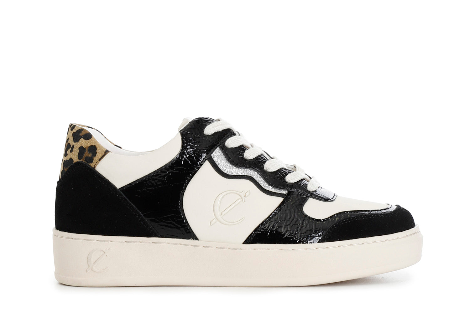 gid://shopify/Product/16035456811340_58579190350156