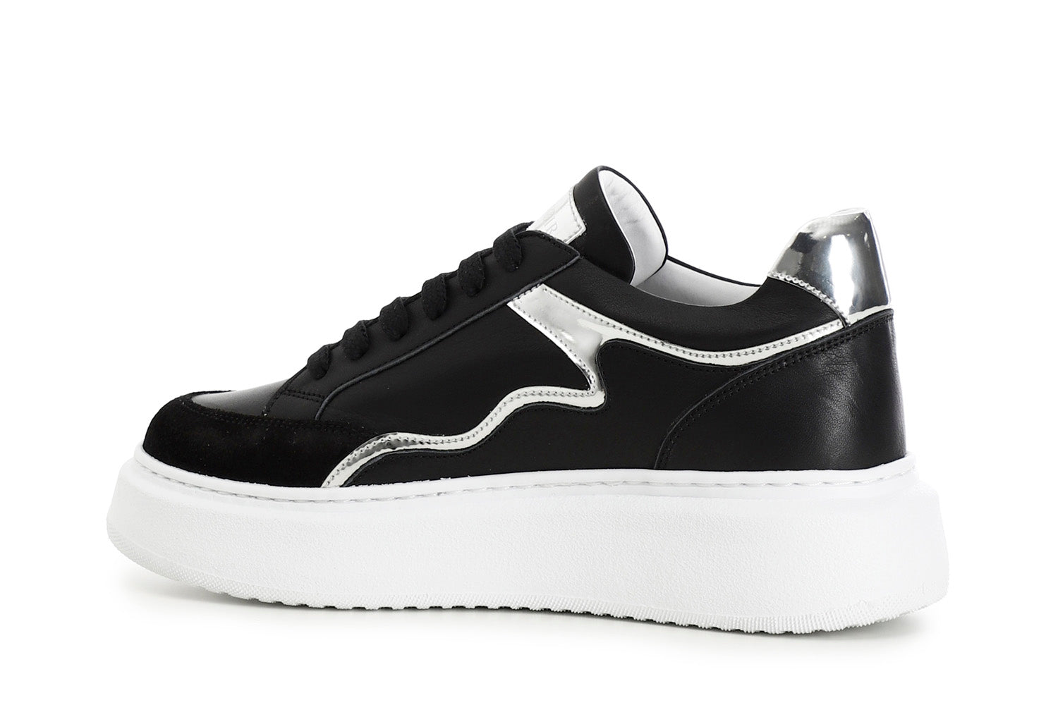gid://shopify/Product/15782694125900_2