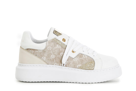 gid://shopify/Product/15782697042252_57659310801228