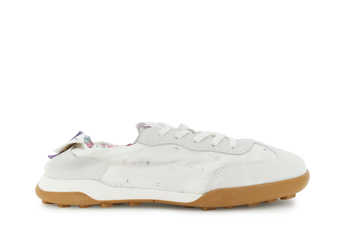 gid://shopify/Product/16122215694668_58875447673164