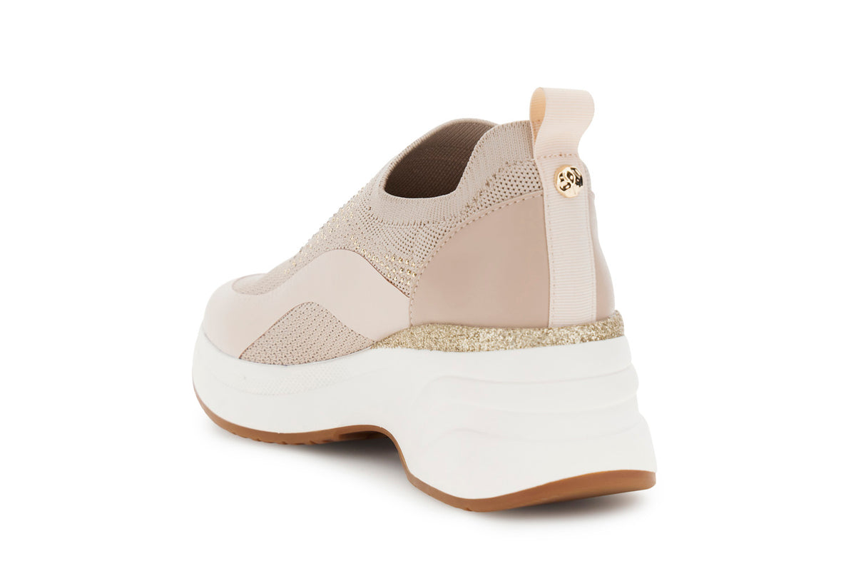 gid://shopify/Product/16122237157708_2