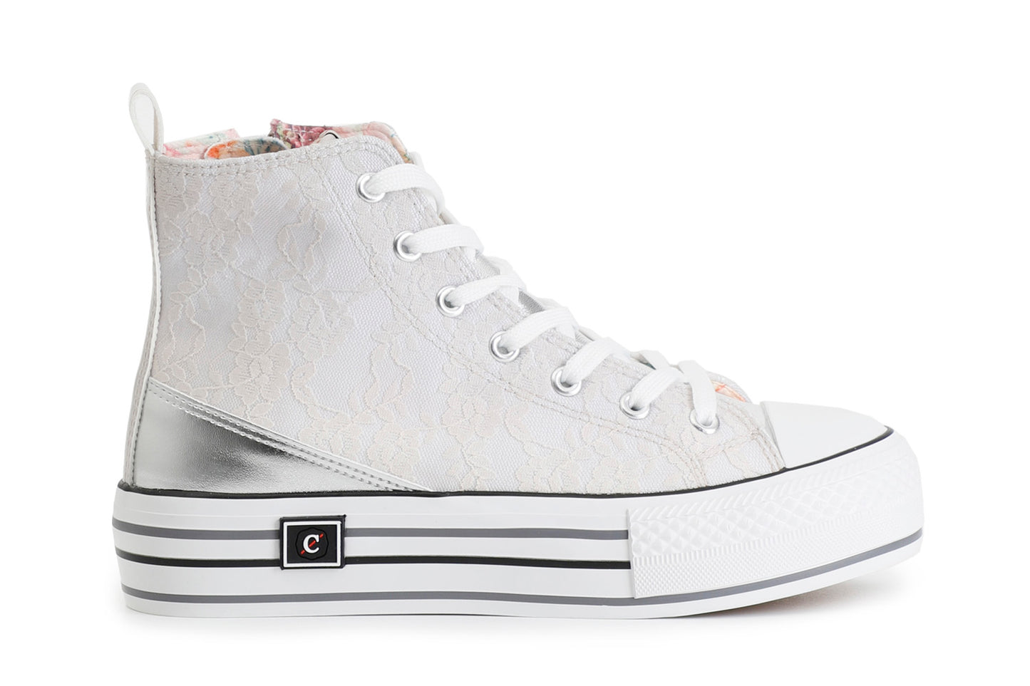 gid://shopify/Product/15782931235148_57661107732812