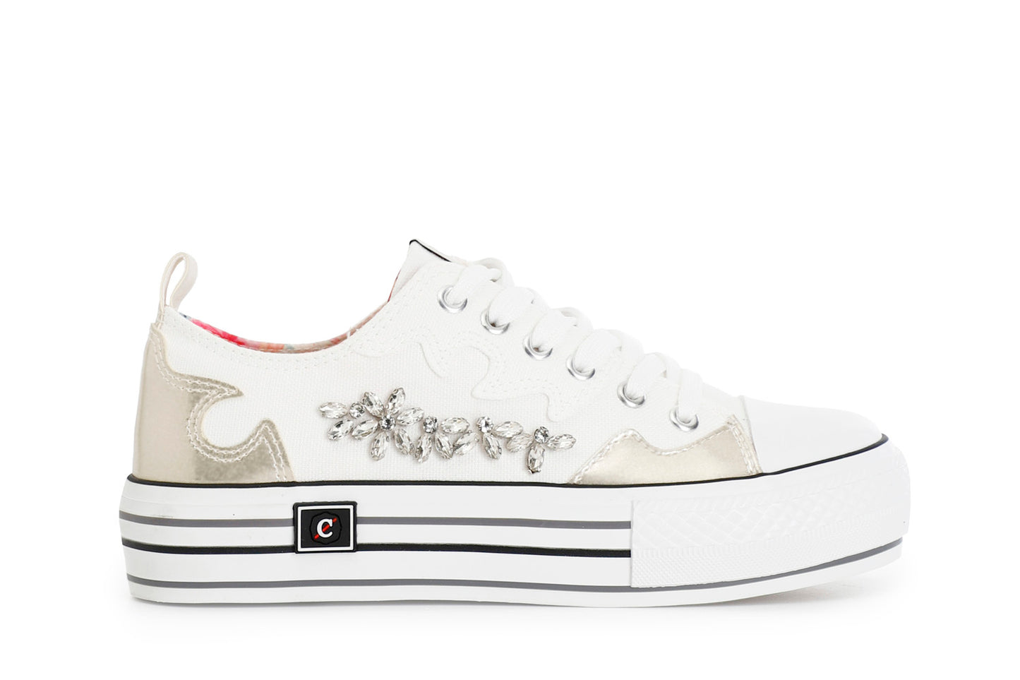 gid://shopify/Product/15782935101772_57661114286412