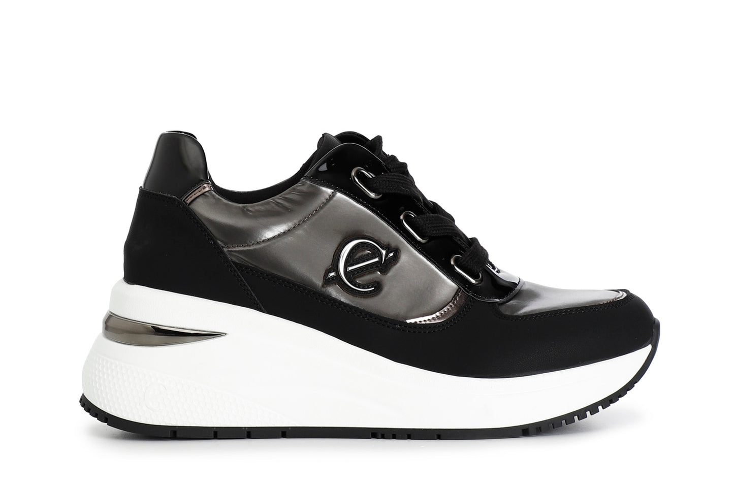 gid://shopify/Product/16035487056204_58579280265548