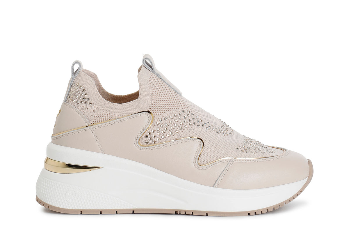 gid://shopify/Product/16121838403916_1