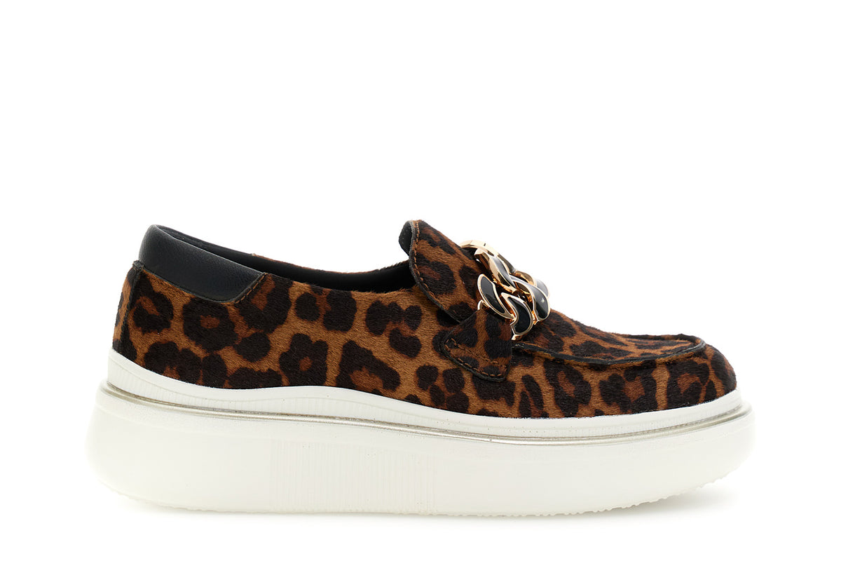 gid://shopify/Product/16175938240844_1