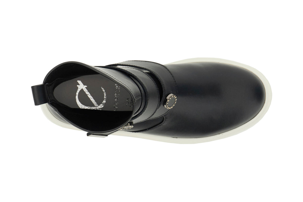 gid://shopify/Product/16175945220428_3