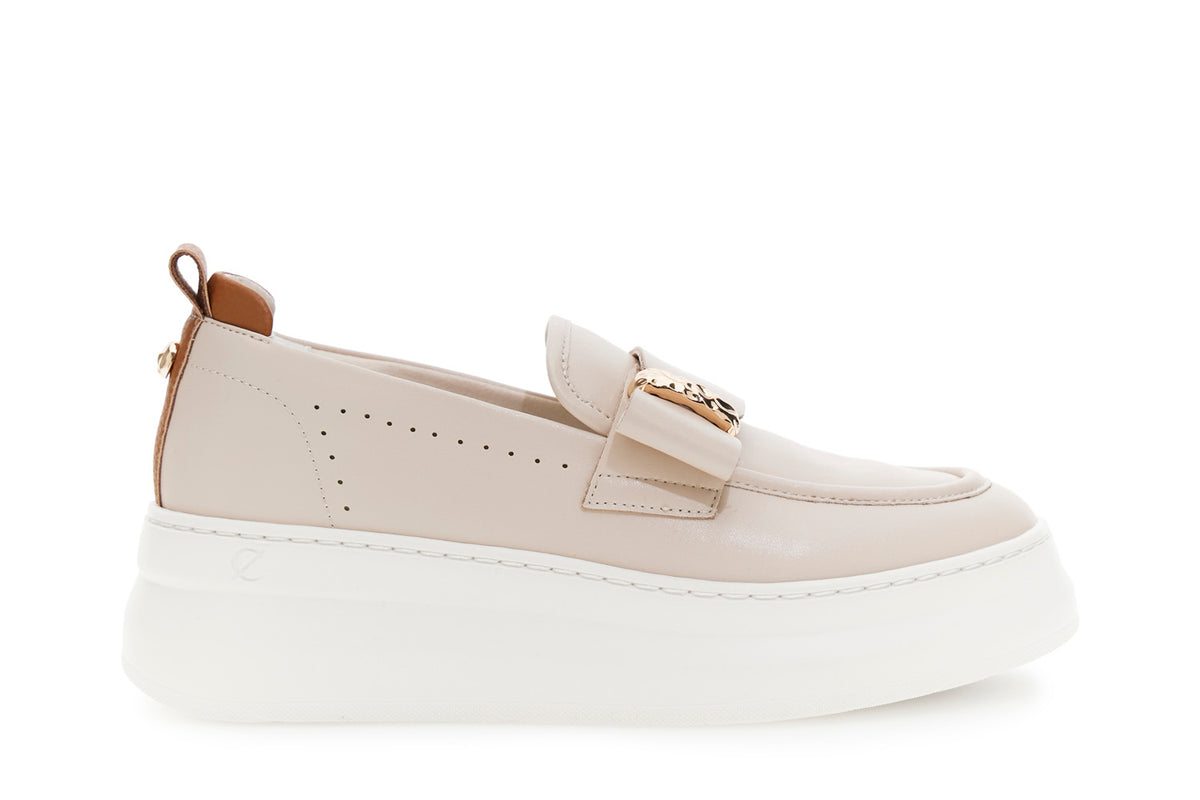gid://shopify/Product/16122247938380_1
