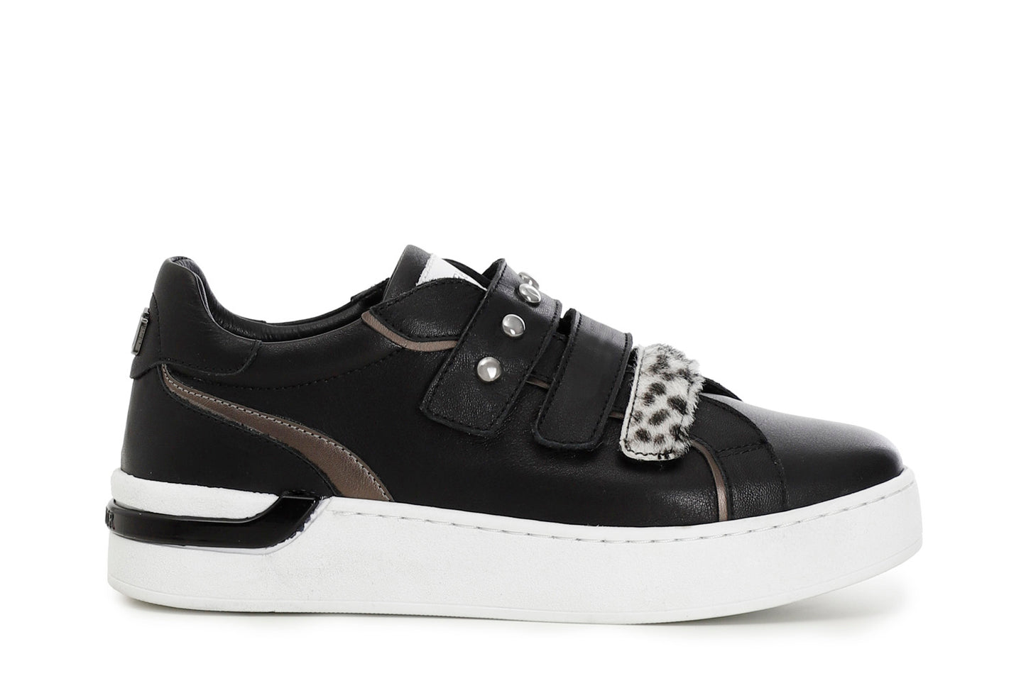 gid://shopify/Product/16035379315020_1