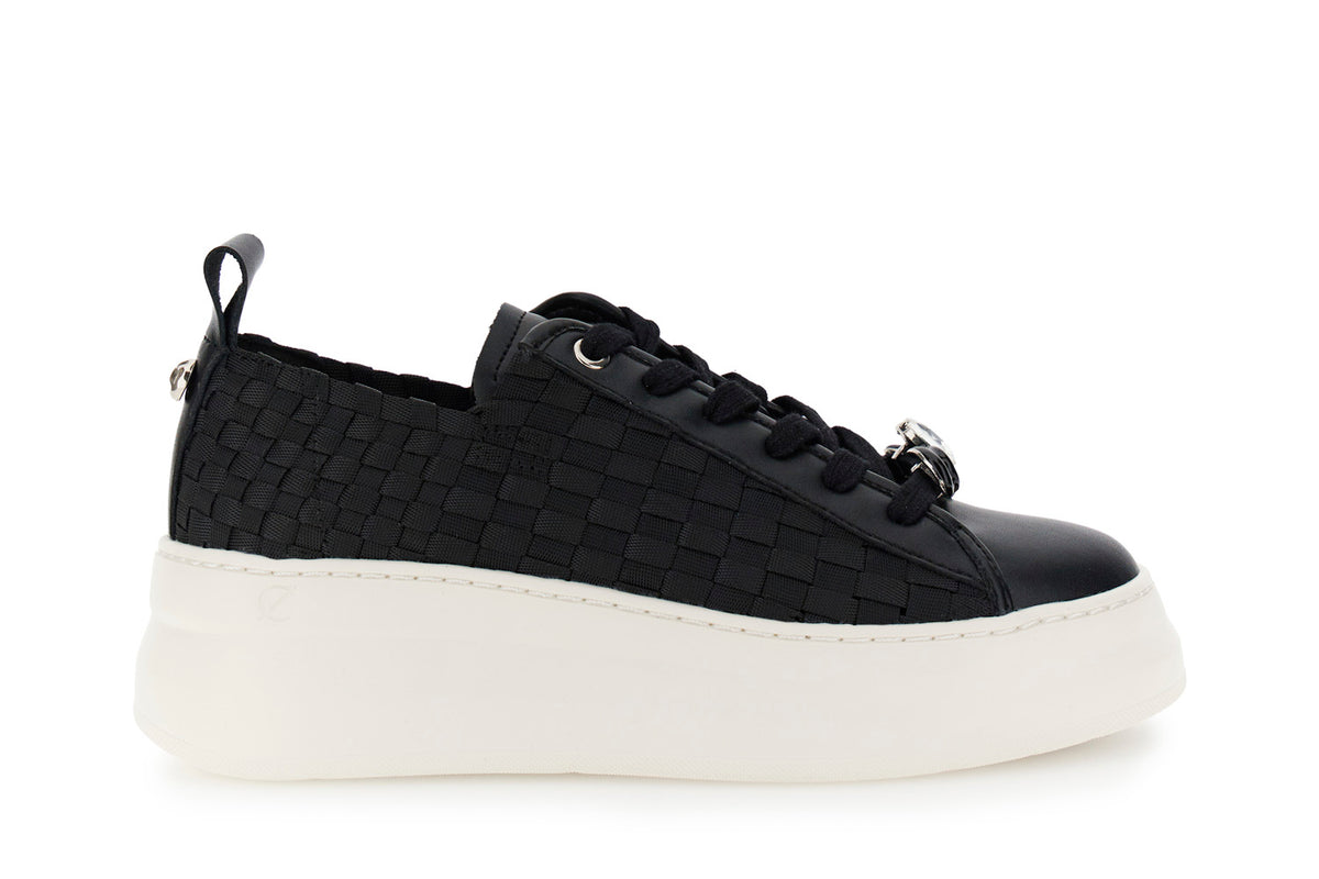 gid://shopify/Product/16122253345100_58875995193676