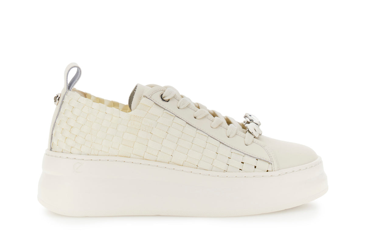 gid://shopify/Product/16122253345100_58875995423052