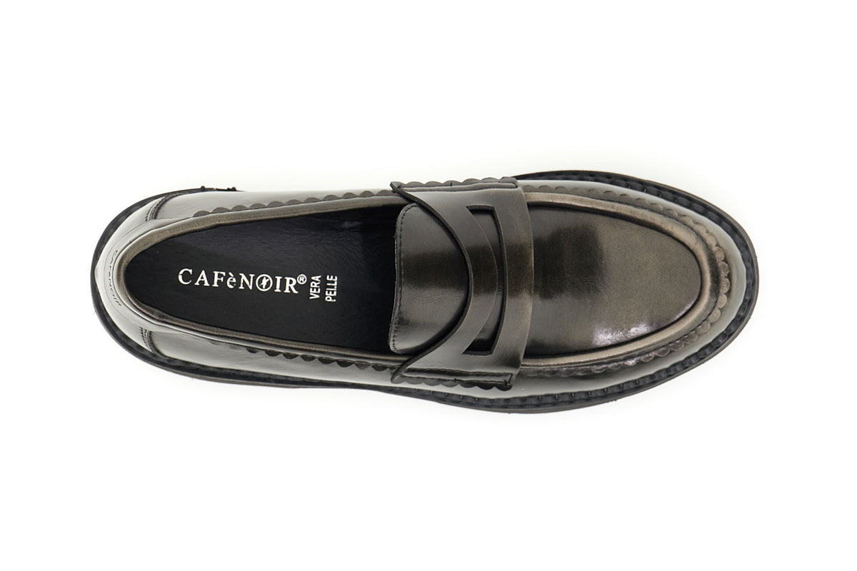 gid://shopify/Product/16175965634892_3