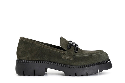 gid://shopify/Product/16035507929420_58579337183564