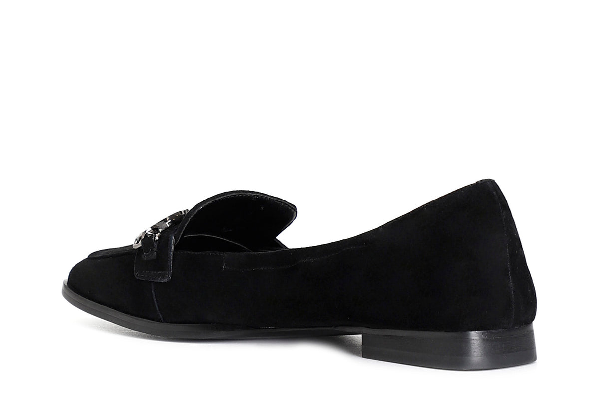 gid://shopify/Product/16175347663180_2